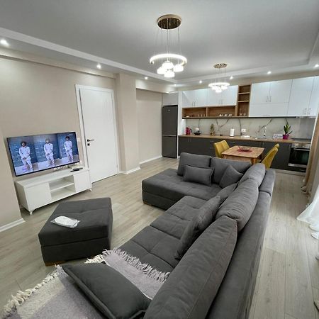 Melody Apartment In Корча Екстер'єр фото