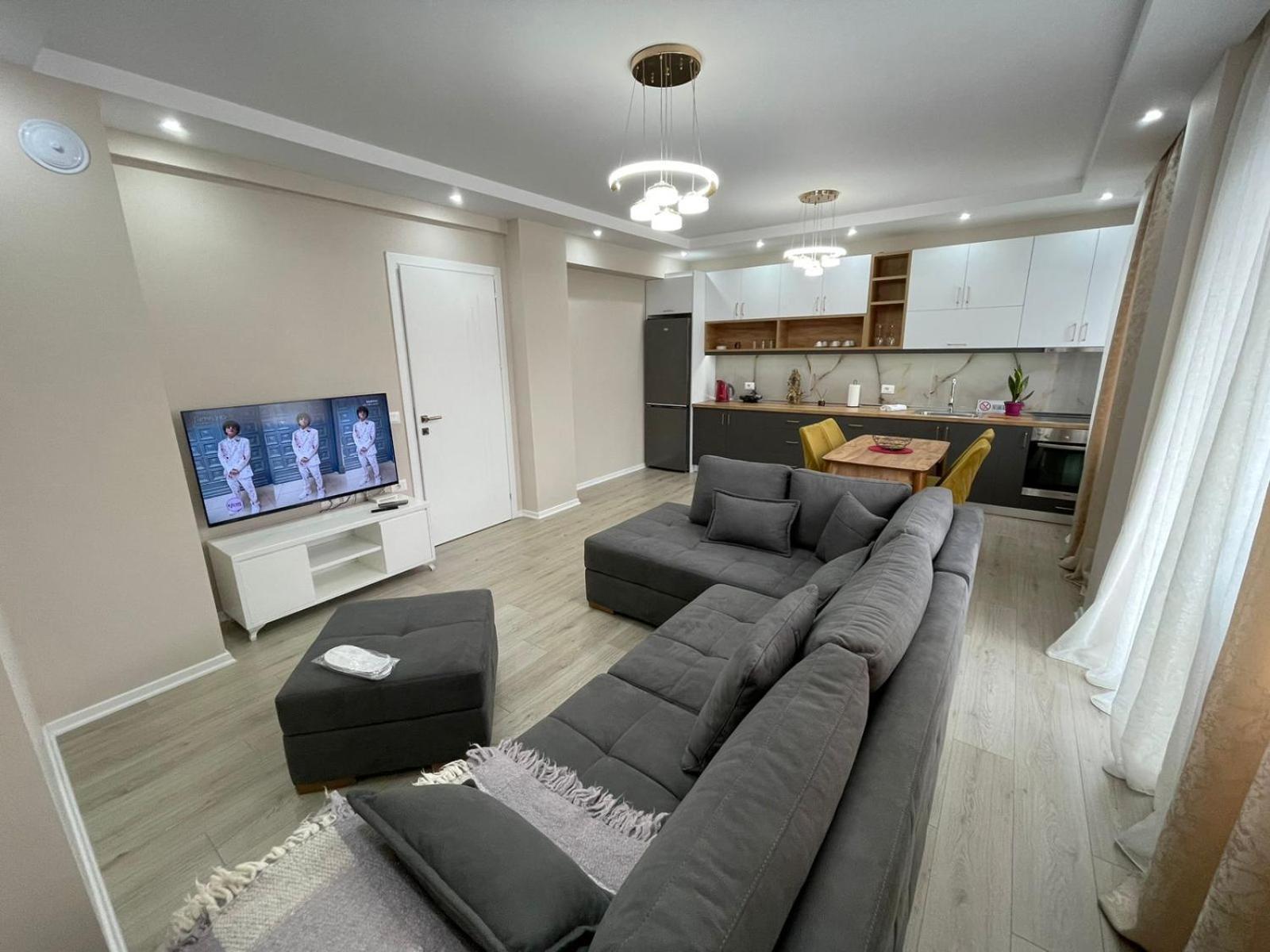 Melody Apartment In Корча Екстер'єр фото