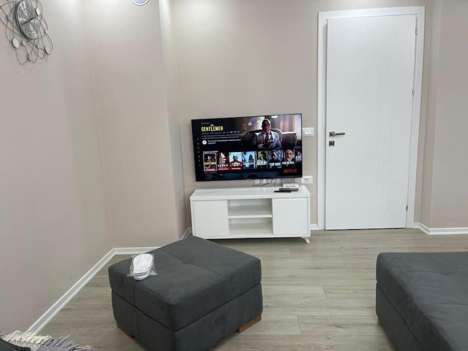 Melody Apartment In Корча Екстер'єр фото